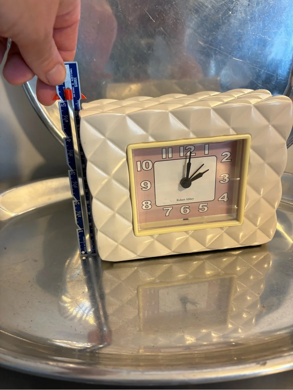 Robert Abbey clock 1980s 1950s pink and white vintage good condition alarm
